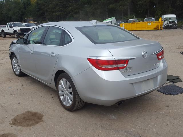 Photo 2 VIN: 1G4PP5SK2G4139020 - BUICK VERANO 