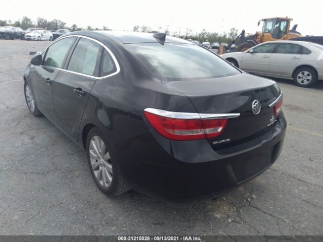 Photo 2 VIN: 1G4PP5SK2G4143424 - BUICK VERANO 