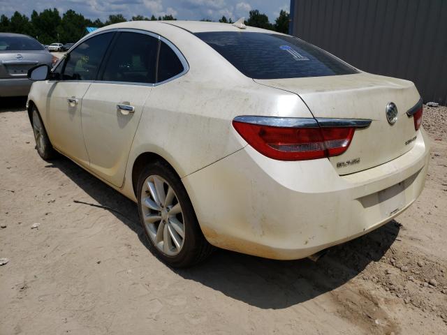 Photo 2 VIN: 1G4PP5SK3C4143944 - BUICK VERANO 