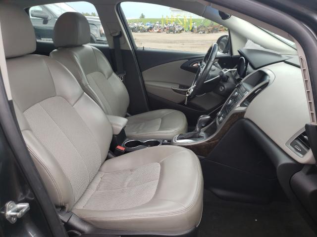 Photo 4 VIN: 1G4PP5SK3C4165166 - BUICK VERANO 