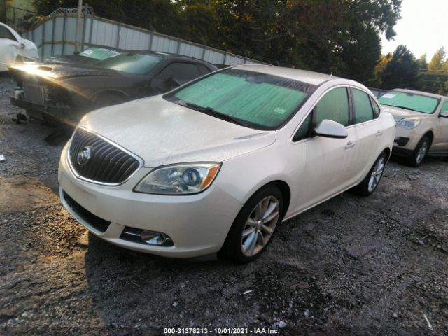 Photo 1 VIN: 1G4PP5SK3C4190942 - BUICK VERANO 