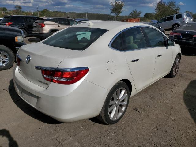 Photo 3 VIN: 1G4PP5SK3D4122948 - BUICK VERANO 