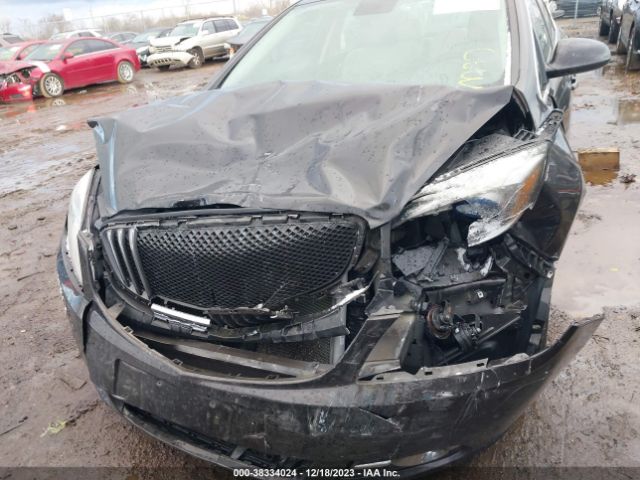 Photo 5 VIN: 1G4PP5SK3D4132816 - BUICK VERANO 