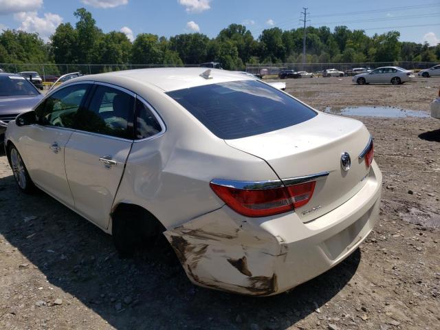 Photo 2 VIN: 1G4PP5SK3D4178677 - BUICK VERANO 