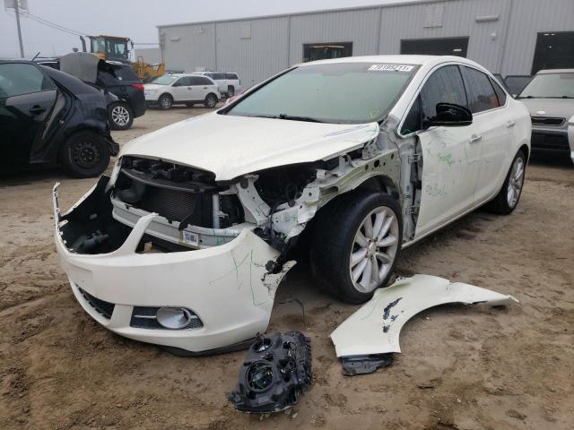 Photo 1 VIN: 1G4PP5SK3D4203545 - BUICK VERANO 