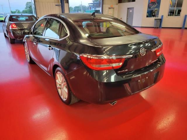 Photo 1 VIN: 1G4PP5SK3D4211676 - BUICK VERANO 