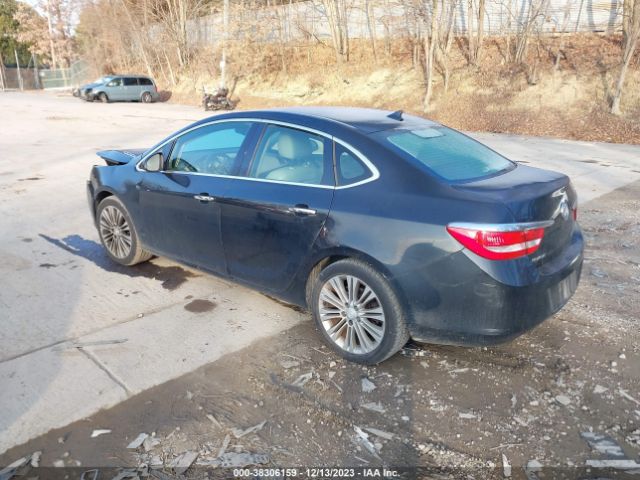 Photo 2 VIN: 1G4PP5SK3D4226226 - BUICK VERANO 