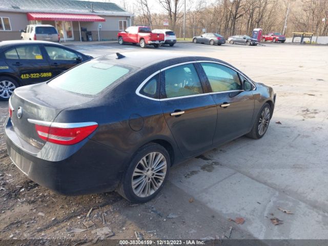 Photo 3 VIN: 1G4PP5SK3D4226226 - BUICK VERANO 