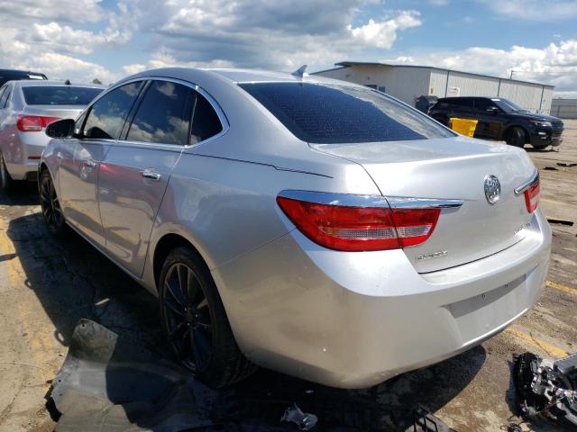 Photo 2 VIN: 1G4PP5SK3D4242040 - BUICK VERANO 