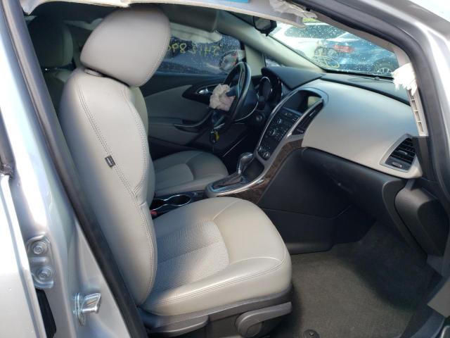 Photo 4 VIN: 1G4PP5SK3D4242040 - BUICK VERANO 