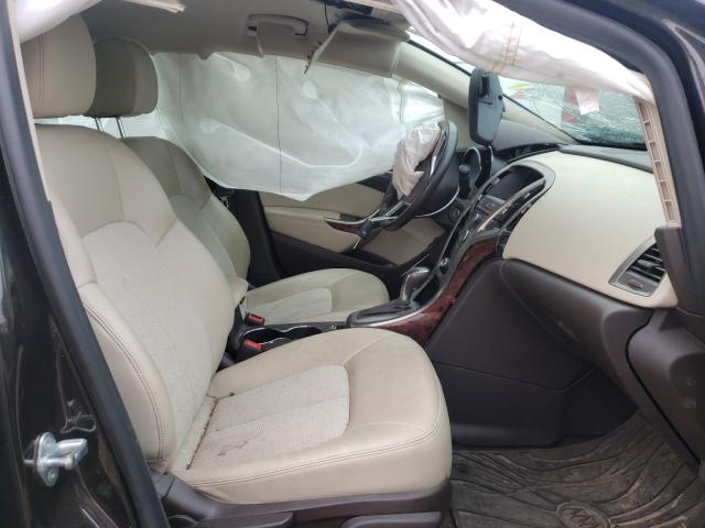 Photo 4 VIN: 1G4PP5SK3D4247979 - BUICK VERANO 