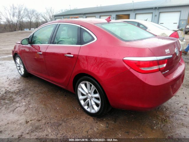 Photo 2 VIN: 1G4PP5SK3D4248548 - BUICK VERANO 