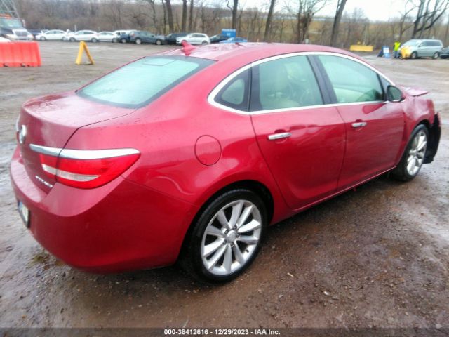 Photo 3 VIN: 1G4PP5SK3D4248548 - BUICK VERANO 