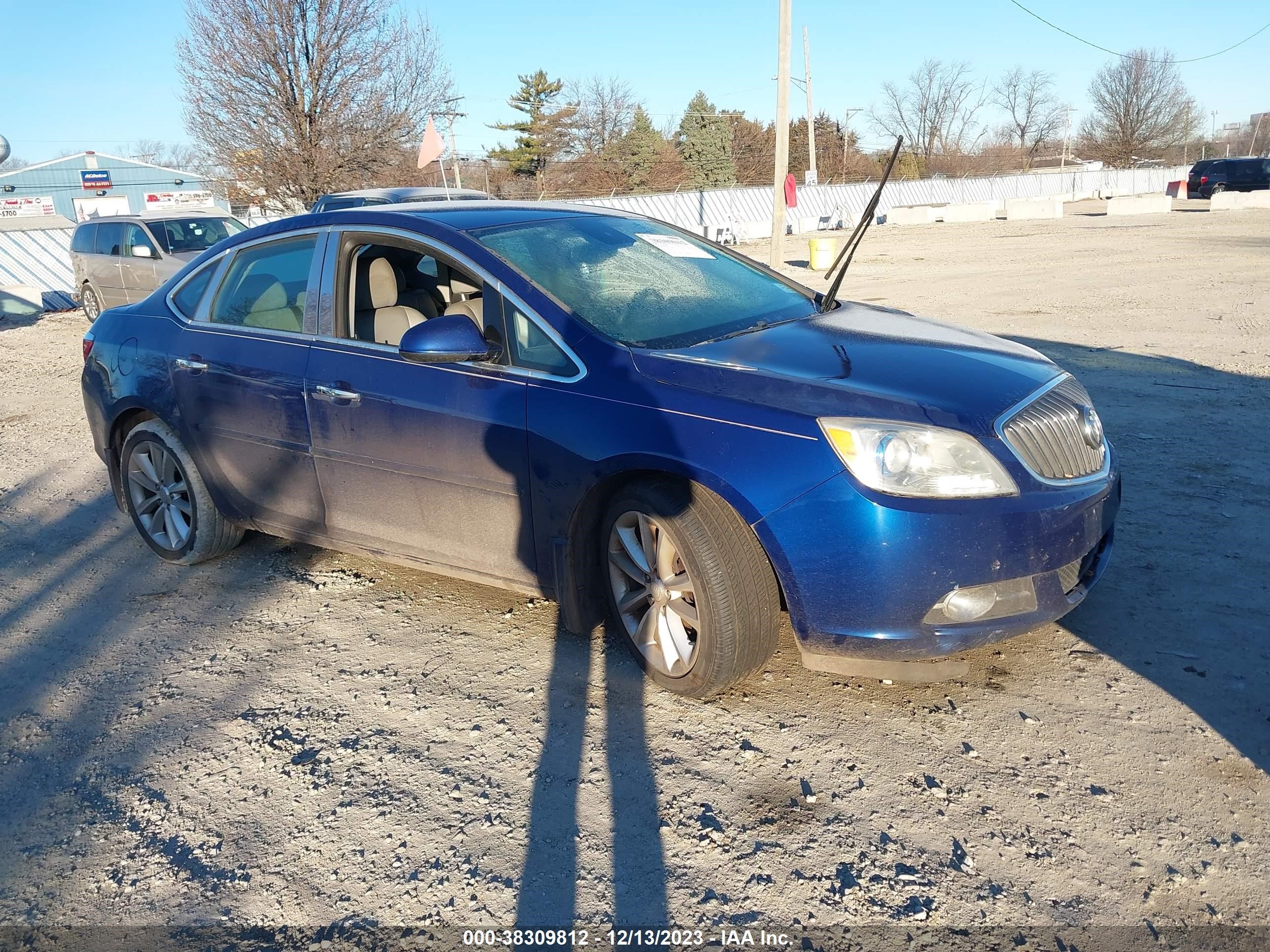 Photo 0 VIN: 1G4PP5SK3E4114267 - BUICK VERANO 