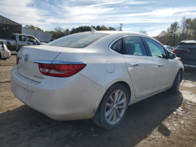 Photo 2 VIN: 1G4PP5SK3E4125799 - BUICK VERANO 