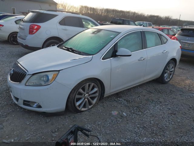 Photo 1 VIN: 1G4PP5SK3E4141081 - BUICK VERANO 