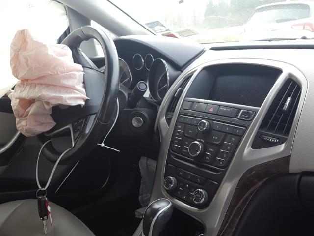 Photo 8 VIN: 1G4PP5SK3E4141789 - BUICK VERANO 