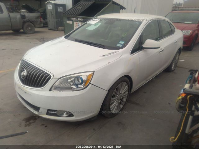 Photo 1 VIN: 1G4PP5SK3E4172850 - BUICK VERANO 