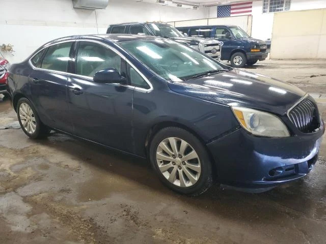 Photo 3 VIN: 1G4PP5SK3F4180514 - BUICK VERANO 