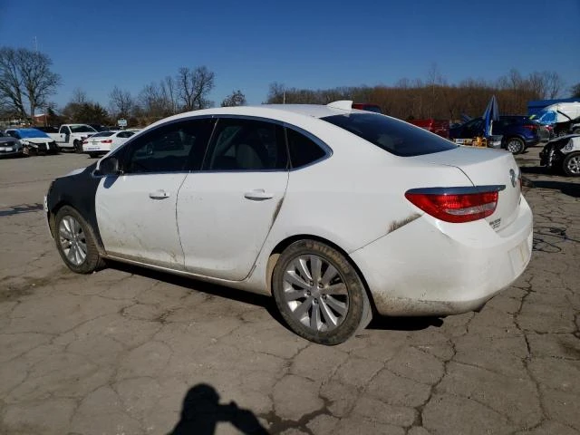 Photo 1 VIN: 1G4PP5SK3F4208294 - BUICK VERANO 