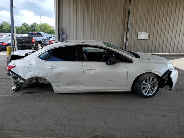 Photo 8 VIN: 1G4PP5SK3G4106091 - BUICK VERANO 