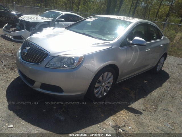 Photo 1 VIN: 1G4PP5SK3G4115082 - BUICK VERANO 