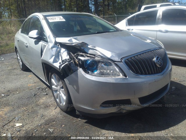 Photo 5 VIN: 1G4PP5SK3G4115082 - BUICK VERANO 