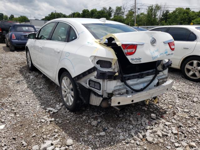 Photo 2 VIN: 1G4PP5SK3G4117978 - BUICK VERANO 