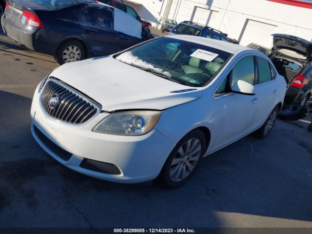 Photo 1 VIN: 1G4PP5SK3G4136451 - BUICK VERANO 