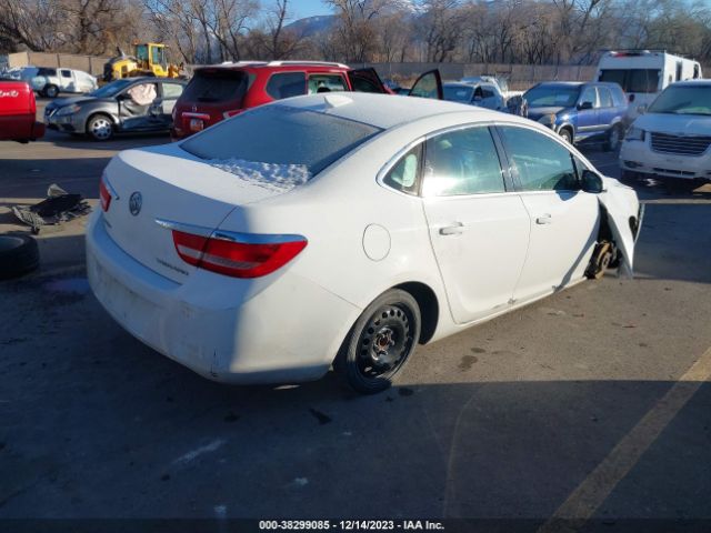 Photo 3 VIN: 1G4PP5SK3G4136451 - BUICK VERANO 