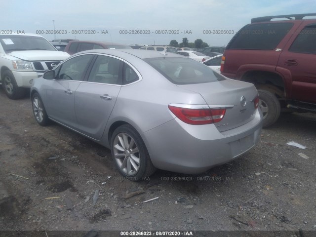 Photo 2 VIN: 1G4PP5SK4C4156248 - BUICK VERANO 