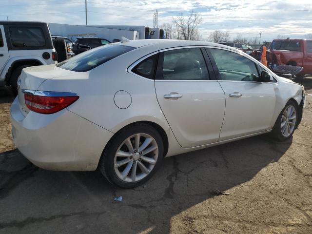 Photo 2 VIN: 1G4PP5SK4C4164205 - BUICK VERANO 