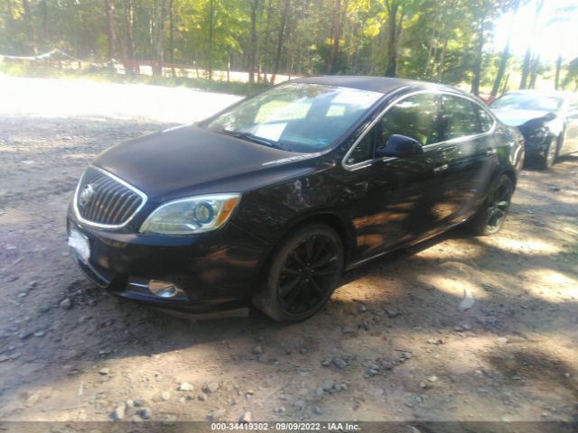 Photo 1 VIN: 1G4PP5SK4C4187287 - BUICK VERANO 