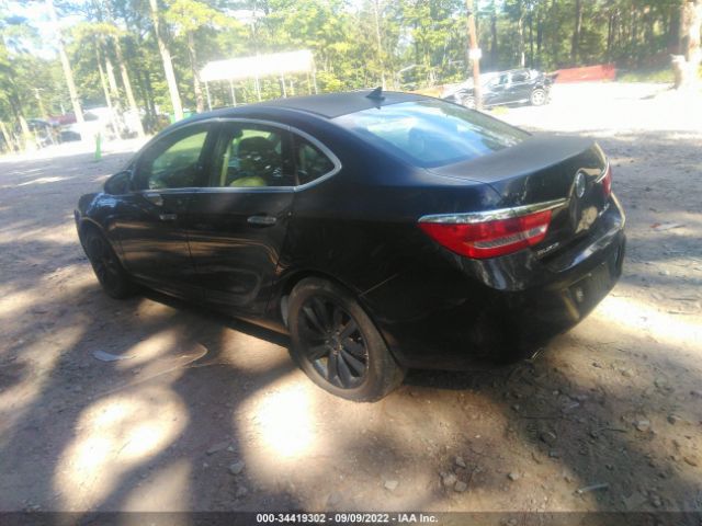 Photo 2 VIN: 1G4PP5SK4C4187287 - BUICK VERANO 