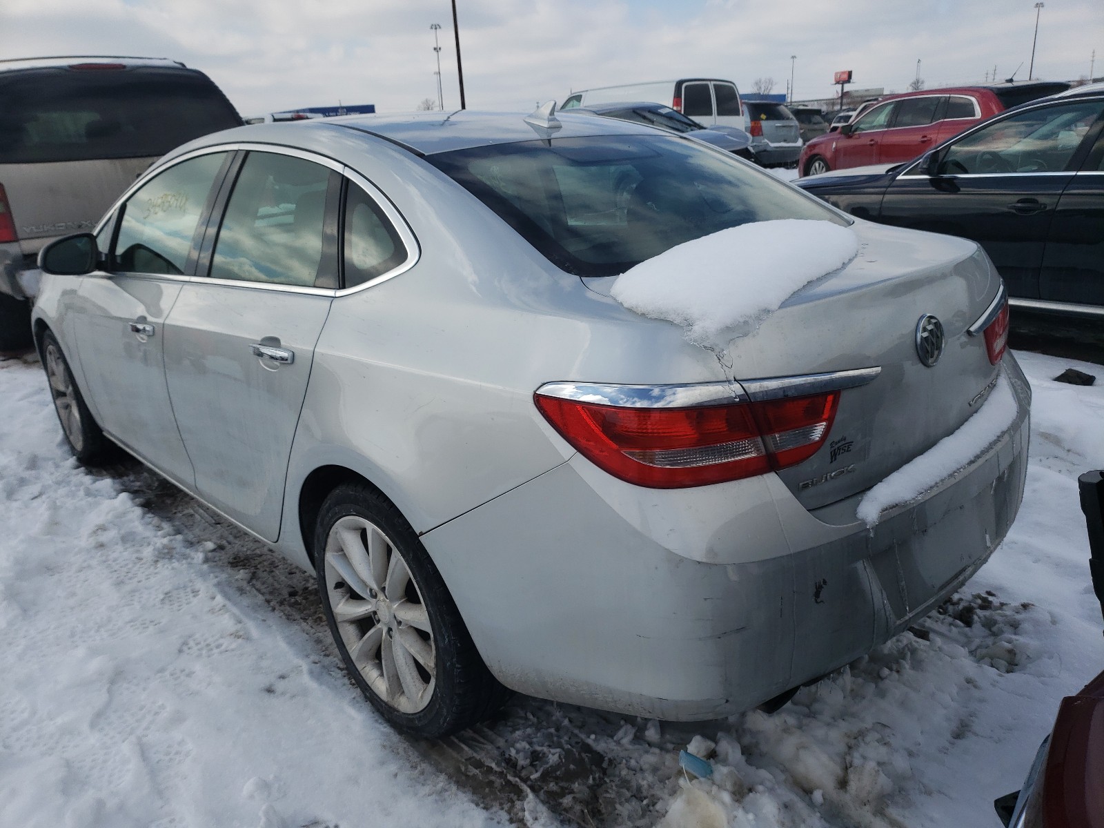 Photo 2 VIN: 1G4PP5SK4C4217789 - BUICK VERANO 