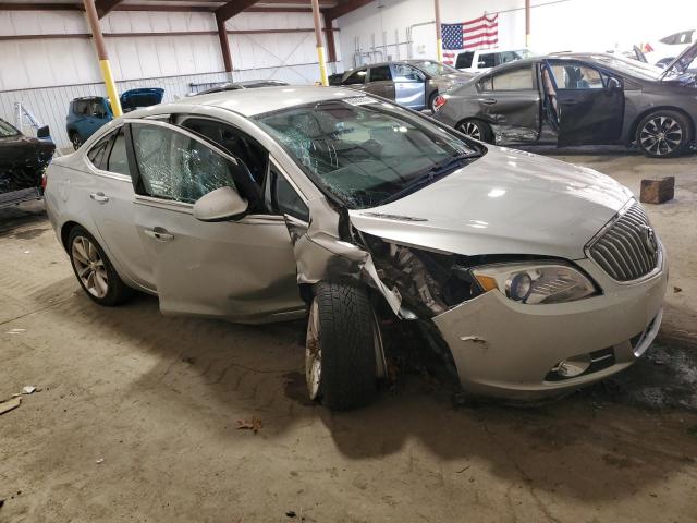 Photo 3 VIN: 1G4PP5SK4C4232423 - BUICK VERANO 