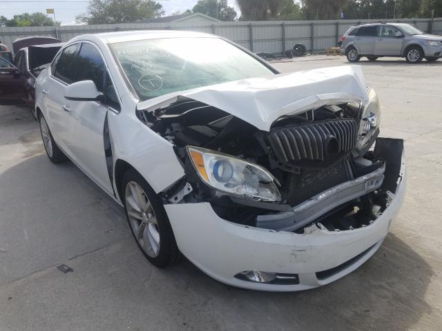 Photo 0 VIN: 1G4PP5SK4D4116110 - BUICK VERANO 