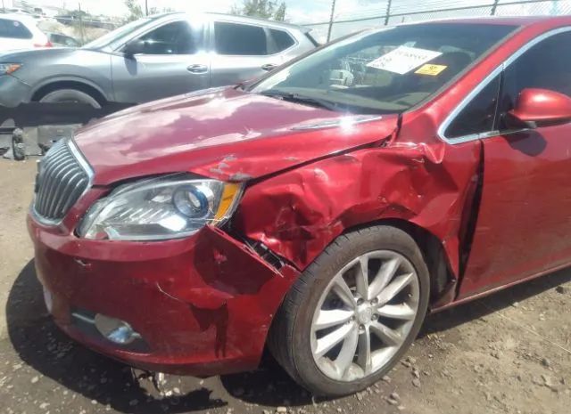 Photo 5 VIN: 1G4PP5SK4D4128371 - BUICK VERANO 