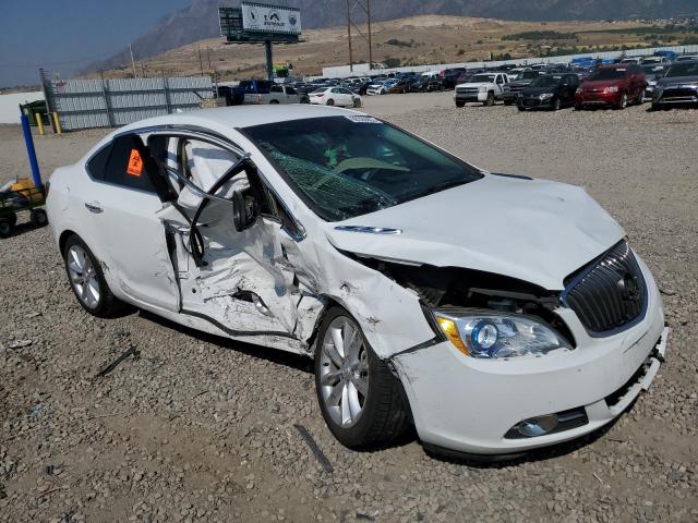 Photo 3 VIN: 1G4PP5SK4E4127304 - BUICK VERANO 