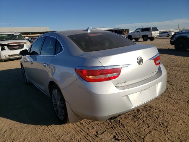 Photo 2 VIN: 1G4PP5SK4E4129425 - BUICK VERANO 