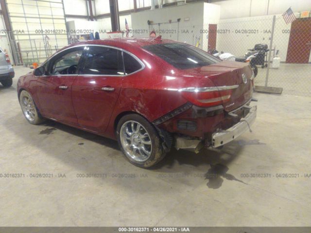 Photo 2 VIN: 1G4PP5SK4E4141865 - BUICK VERANO 