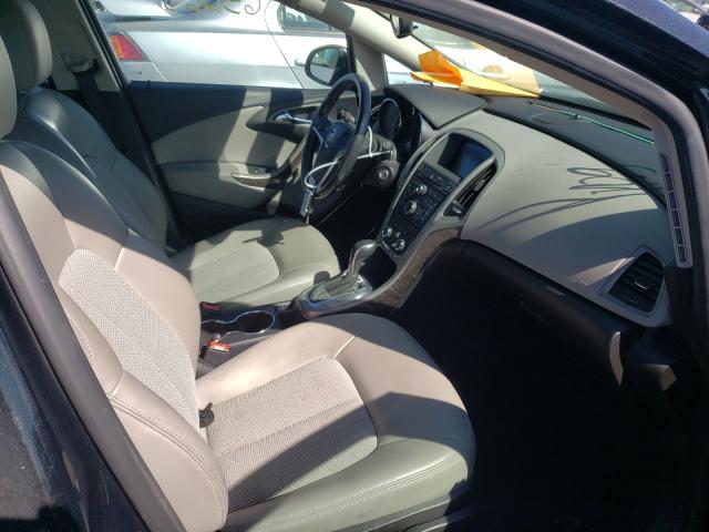 Photo 4 VIN: 1G4PP5SK4E4146385 - BUICK VERANO 