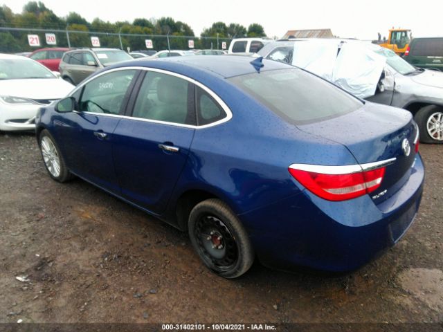 Photo 2 VIN: 1G4PP5SK4E4171805 - BUICK VERANO 