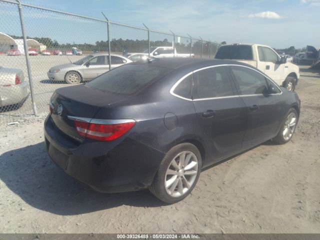 Photo 3 VIN: 1G4PP5SK4F4111444 - BUICK VERANO 