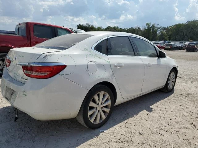 Photo 2 VIN: 1G4PP5SK4G4104530 - BUICK VERANO 