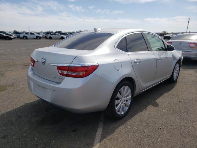 Photo 3 VIN: 1G4PP5SK4G4127435 - BUICK VERANO 