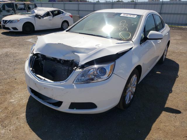 Photo 1 VIN: 1G4PP5SK4G4129122 - BUICK VERANO 