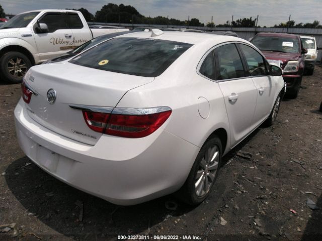 Photo 3 VIN: 1G4PP5SK4G4140508 - BUICK VERANO 