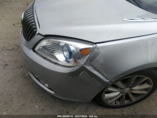 Photo 5 VIN: 1G4PP5SK5C4150510 - BUICK VERANO 