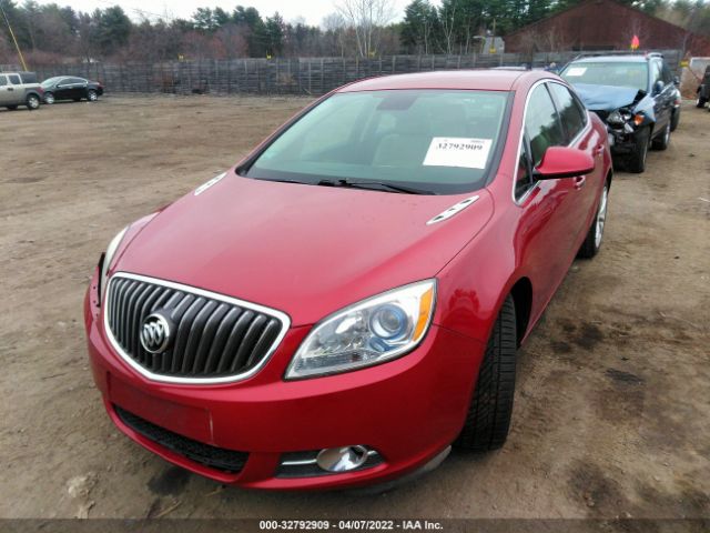 Photo 1 VIN: 1G4PP5SK5D4111756 - BUICK VERANO 